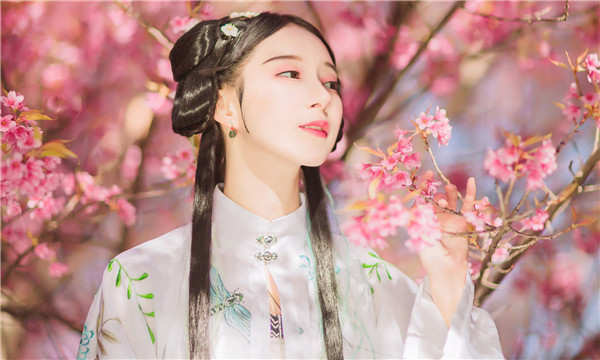 隆化供卵试管婴儿：助您实现家庭梦想的科学方案